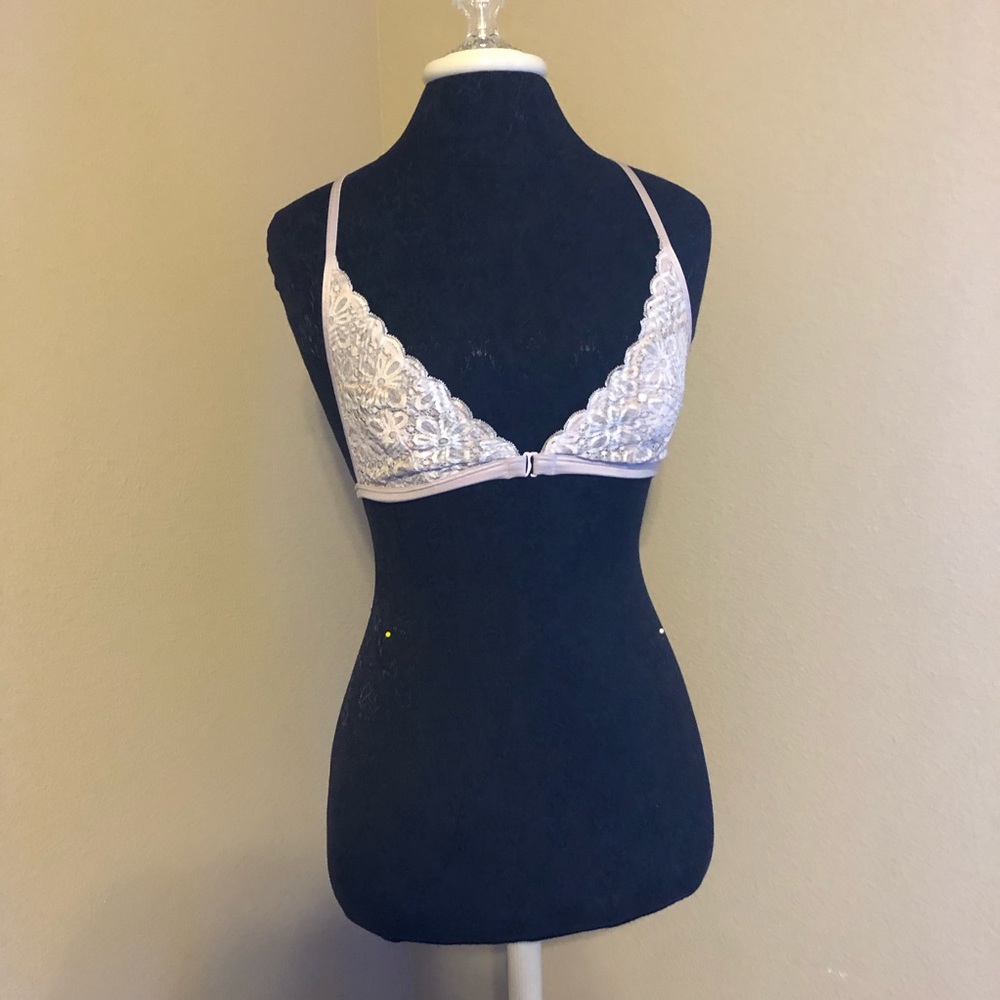 Victoria’s Secret lace bra 💜